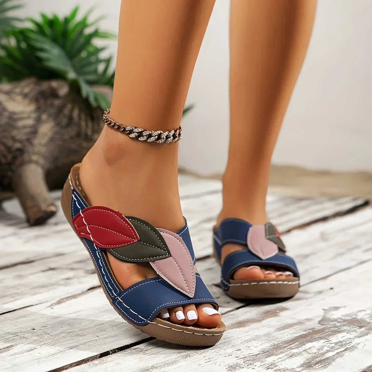 Priya | Women's Stylish Comfortable Sandals with Leaf Accent