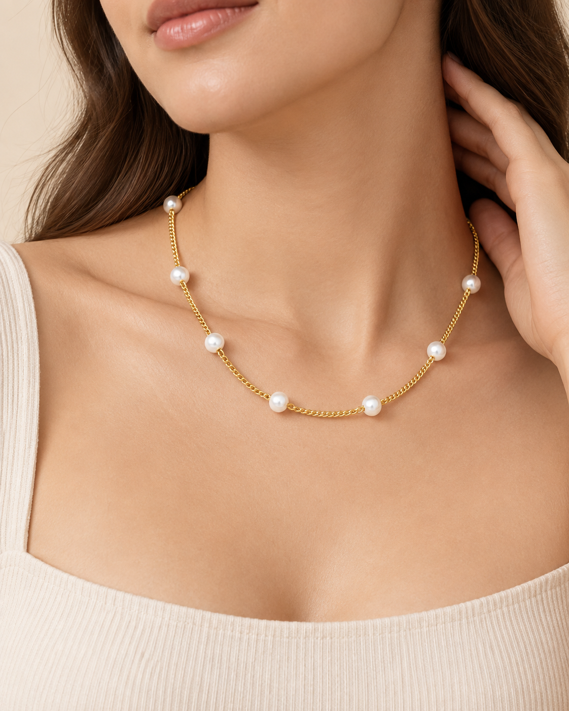 Livia | Women's Elegant Gold Necklace with Pearls