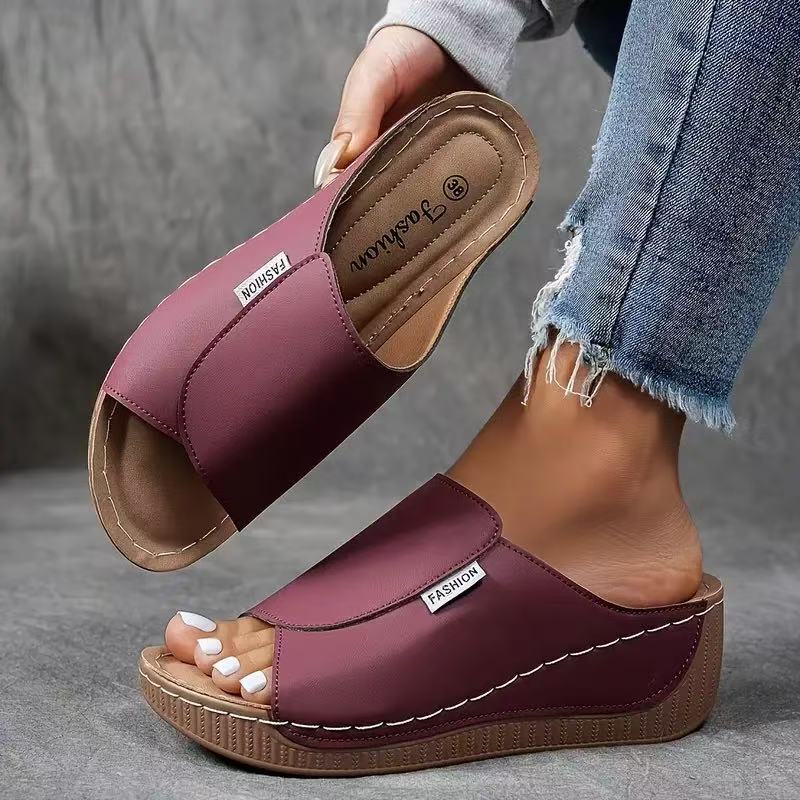 Fiona | Women's Supportive Beach Slide Sandals