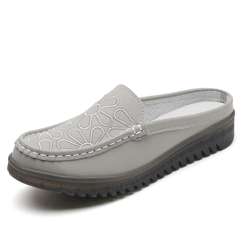 Carys | Women's Floral Clogs with Flexible Sole