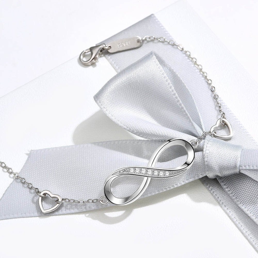 Celeste - Women's Elegant Infinity Bracelet