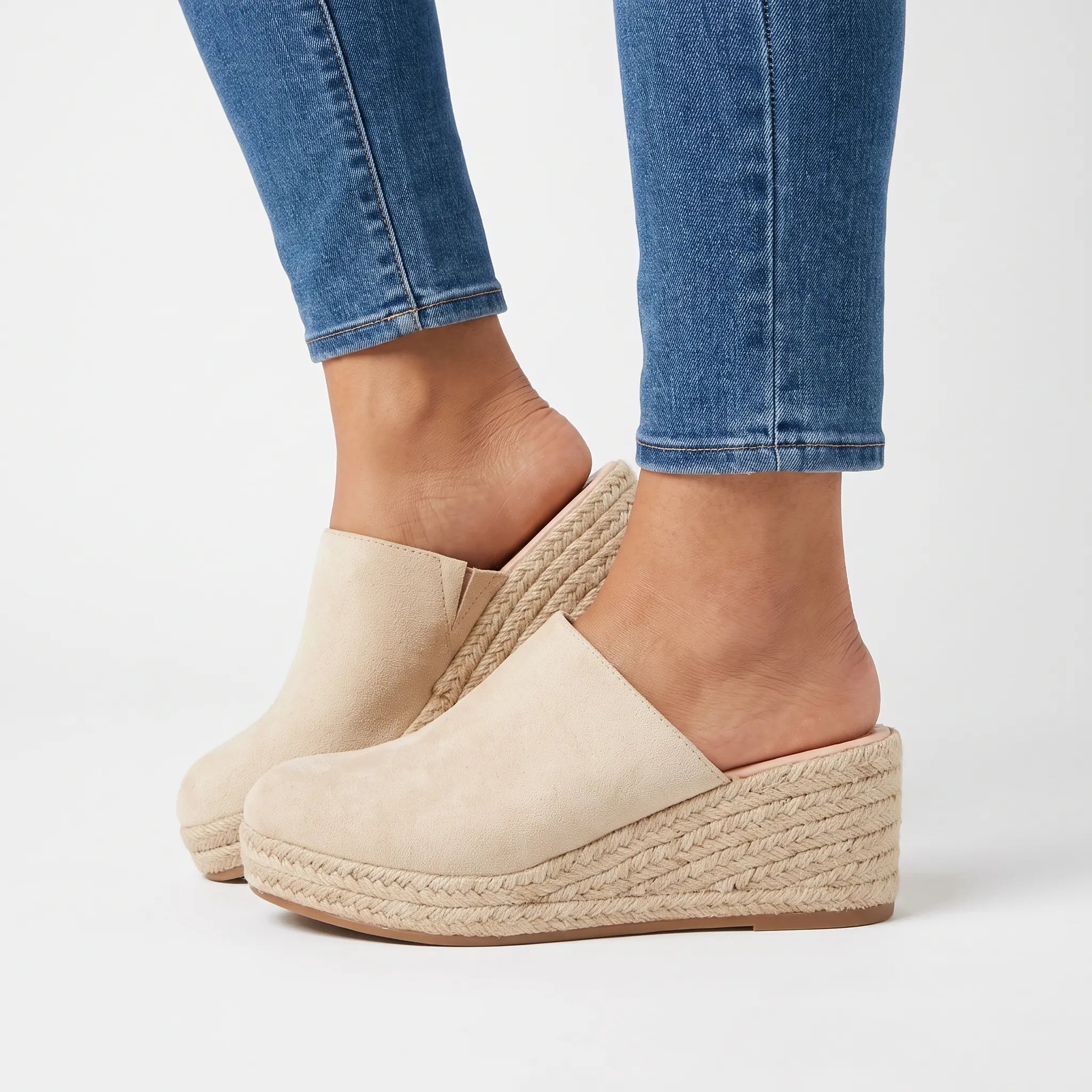 Elevia - Closed-Toe Espadrille Wedge Sandals