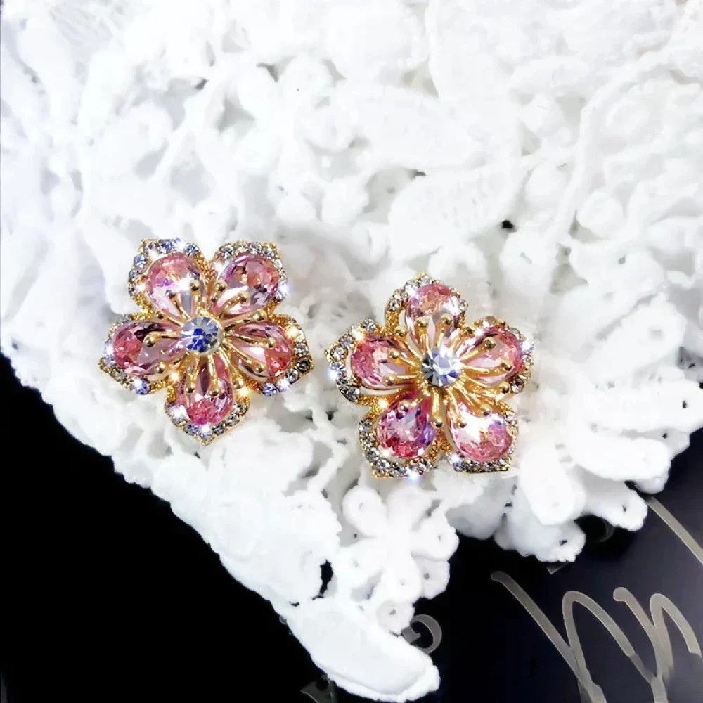 Elodie - Women's Floral Crystal Stud Earrings