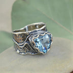 Elowen - Women's Elegant Leaf Detail Aquamarine Ring