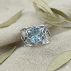 Elowen - Women's Elegant Leaf Detail Aquamarine Ring