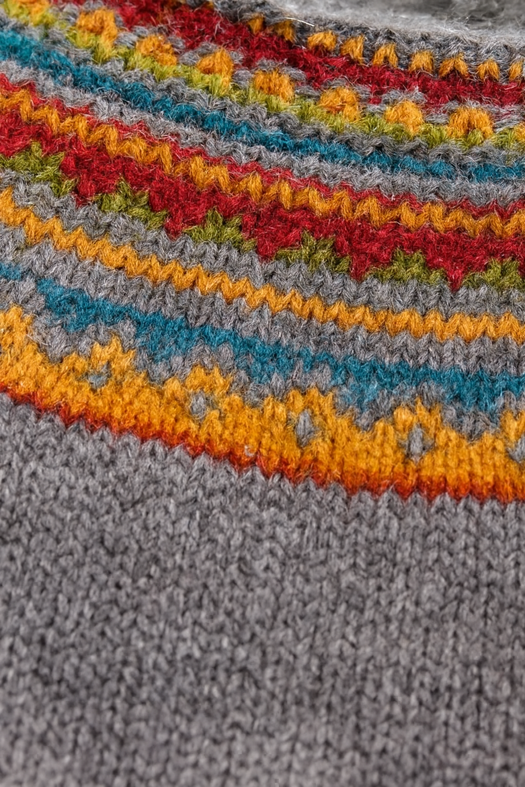 Freya | Women's Cozy Multicolor Knit Sweater