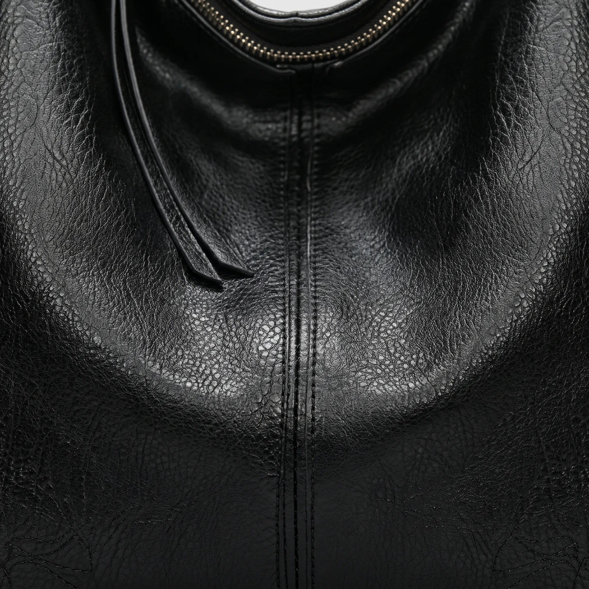 Hovara - Structured Hobo Bag