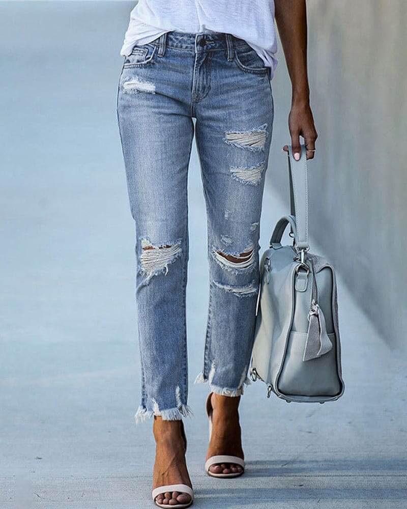 Isla - Women's Ripped Distressed Jeans for Casual Style
