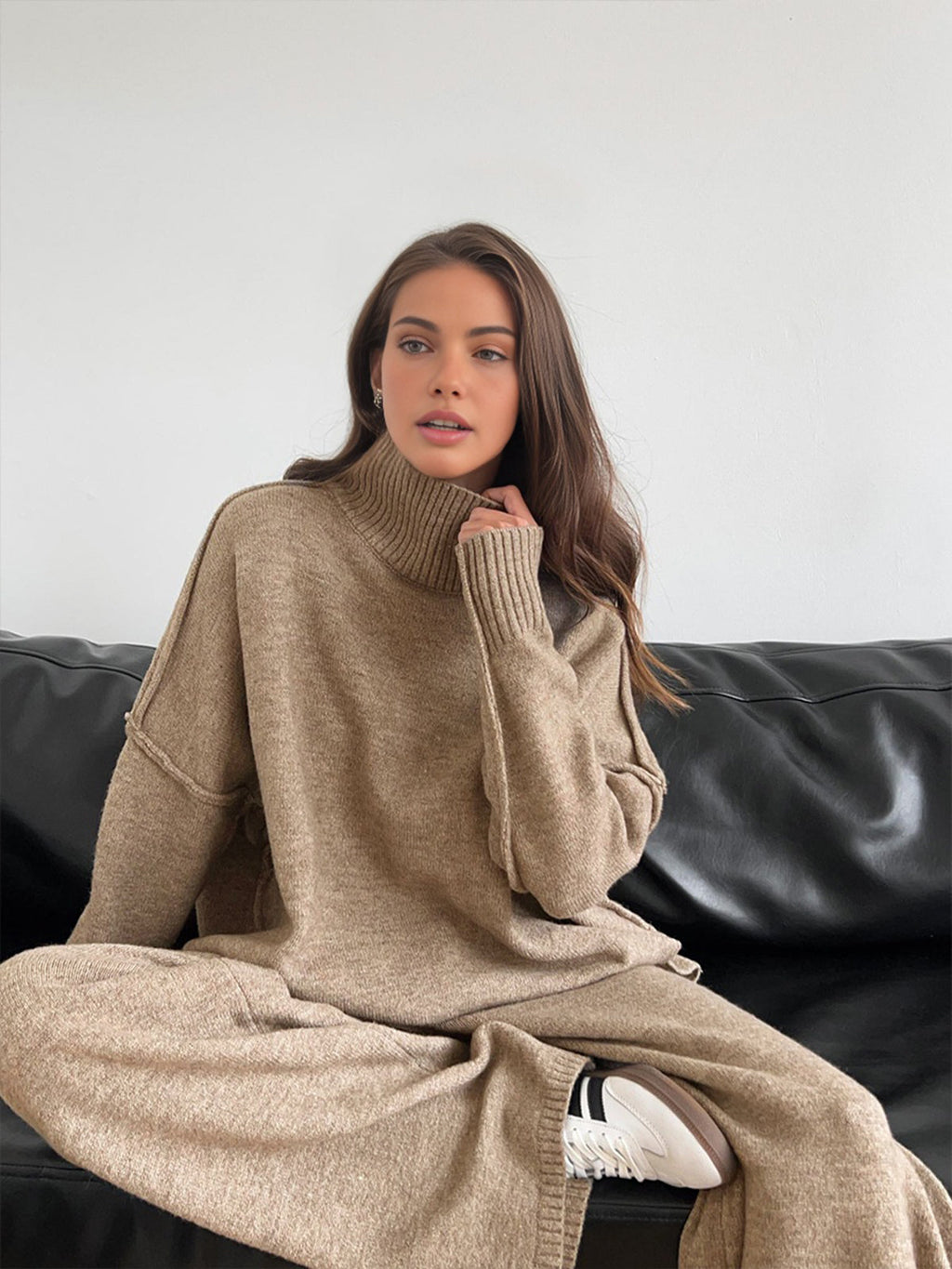 Isolde - Women's Cozy Knit Lounge Set