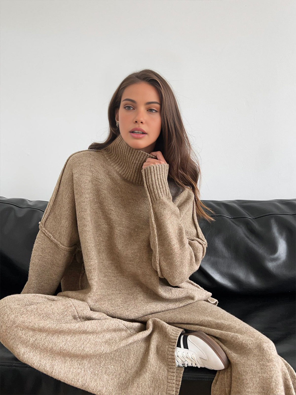 Isolde - Women's Cozy Knit Lounge Set