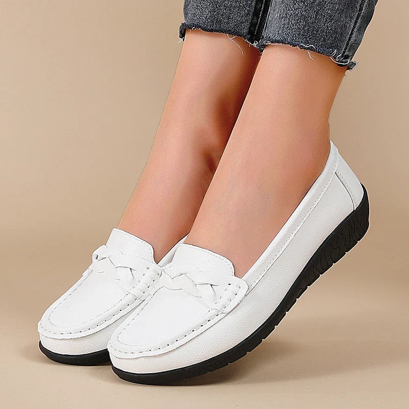 Keira | Women's Classic Mary Janes with Cushioned Sole