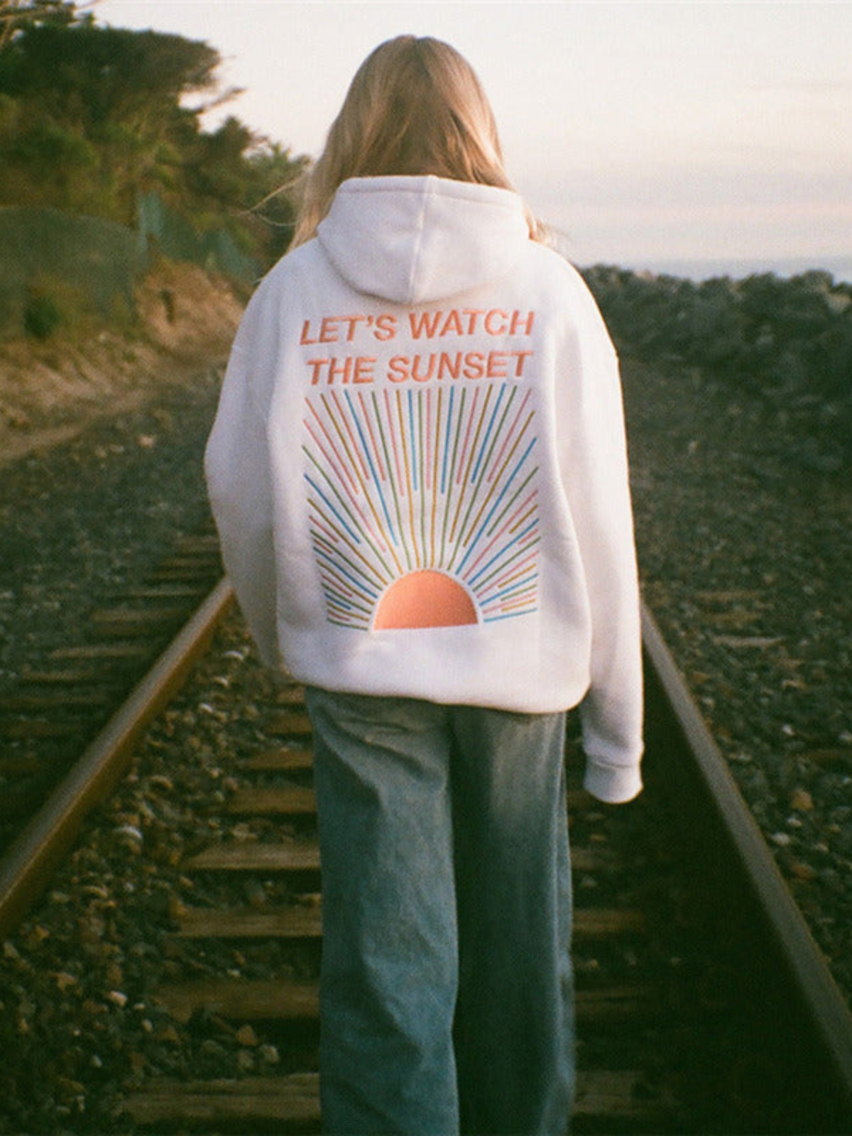 Kiera | Women's Oversized Hoodie with Sunset Graphic