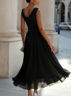 Elara | Women's Elegant Pleated Midi Dress