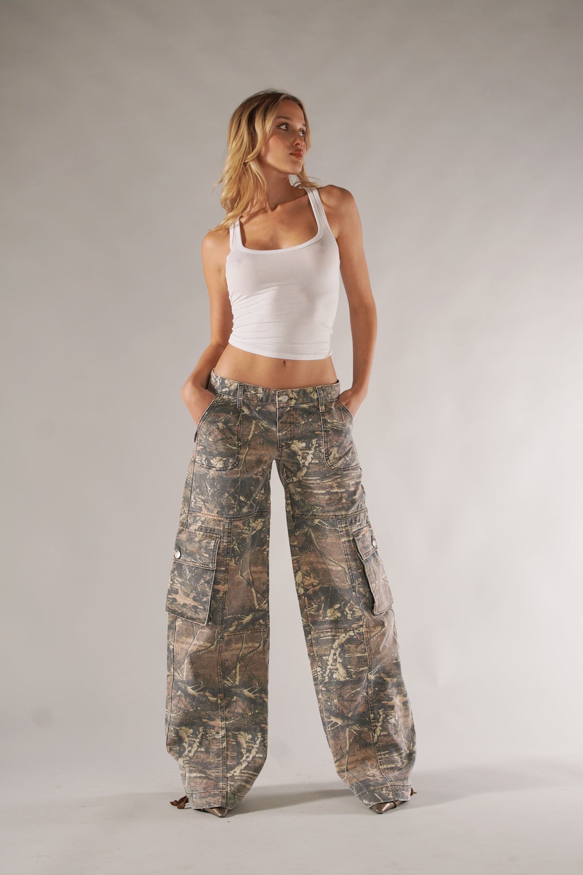 Lennox - Women's Camo Cargo Pants