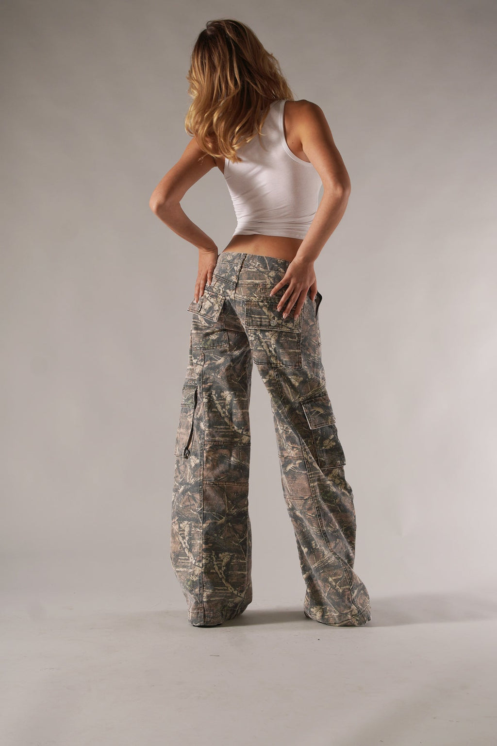 Lennox - Women's Camo Cargo Pants