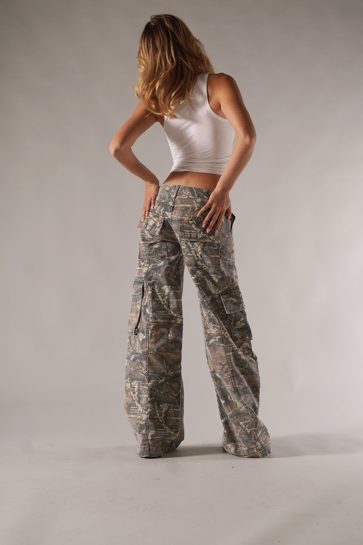 Lennox - Women's Camo Cargo Pants