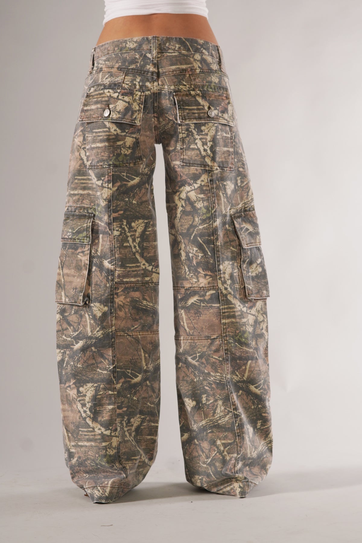 Lennox - Women's Camo Cargo Pants