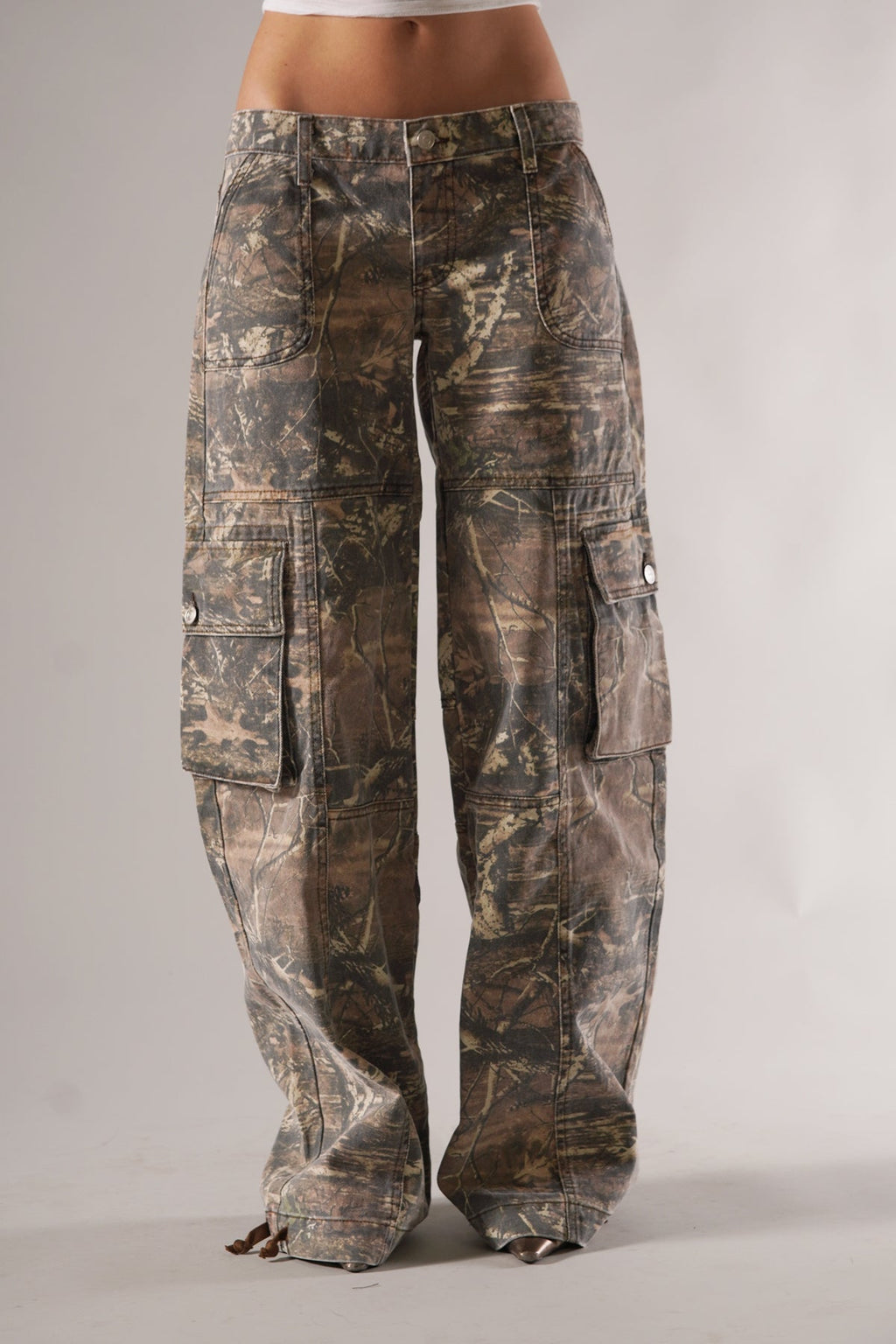 Lennox - Women's Camo Cargo Pants
