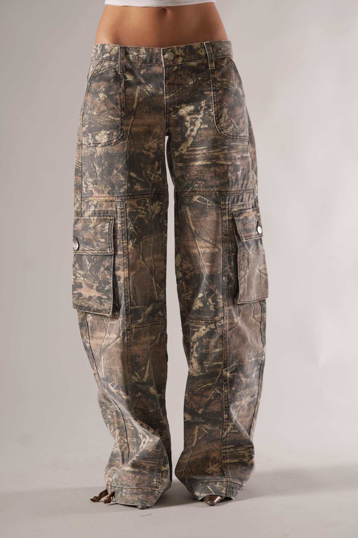 Lennox - Women's Camo Cargo Pants