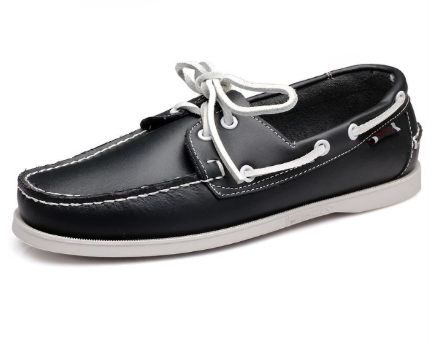 Lachlan - Men's Classic Moccasins with Contrast Details