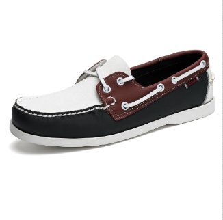 Lachlan - Men's Classic Moccasins with Contrast Details