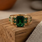 Liora - Women's Elegant Green Gemstone Ring