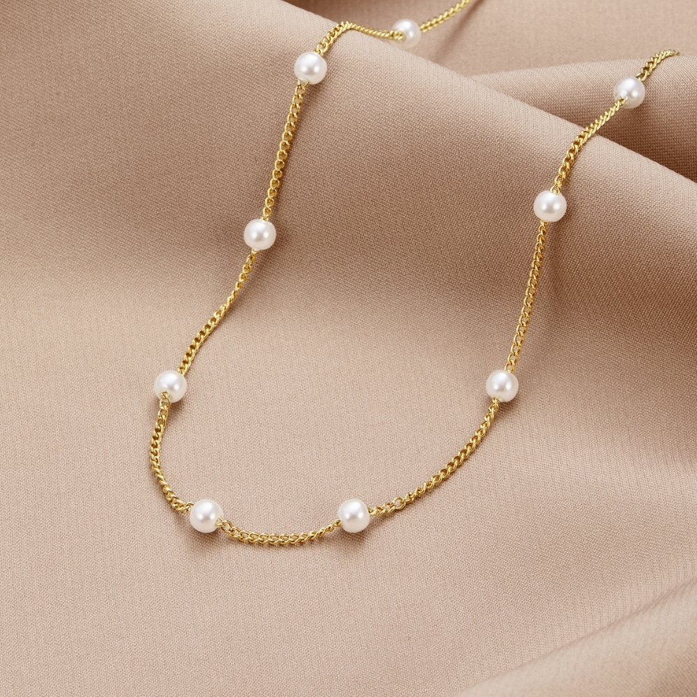 Livia - Women's Elegant Gold Necklace with Pearls