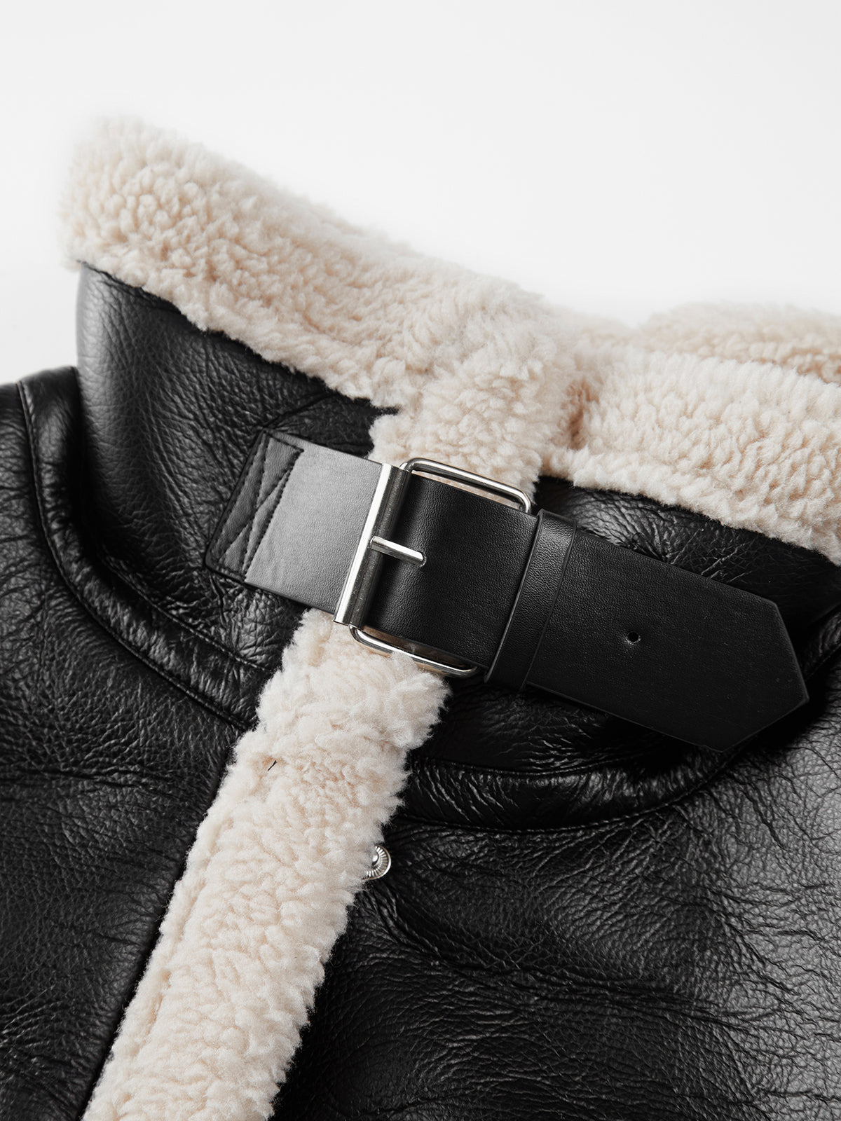 Lumen - Women's Cozy Winter Jacket with Shearling Lining