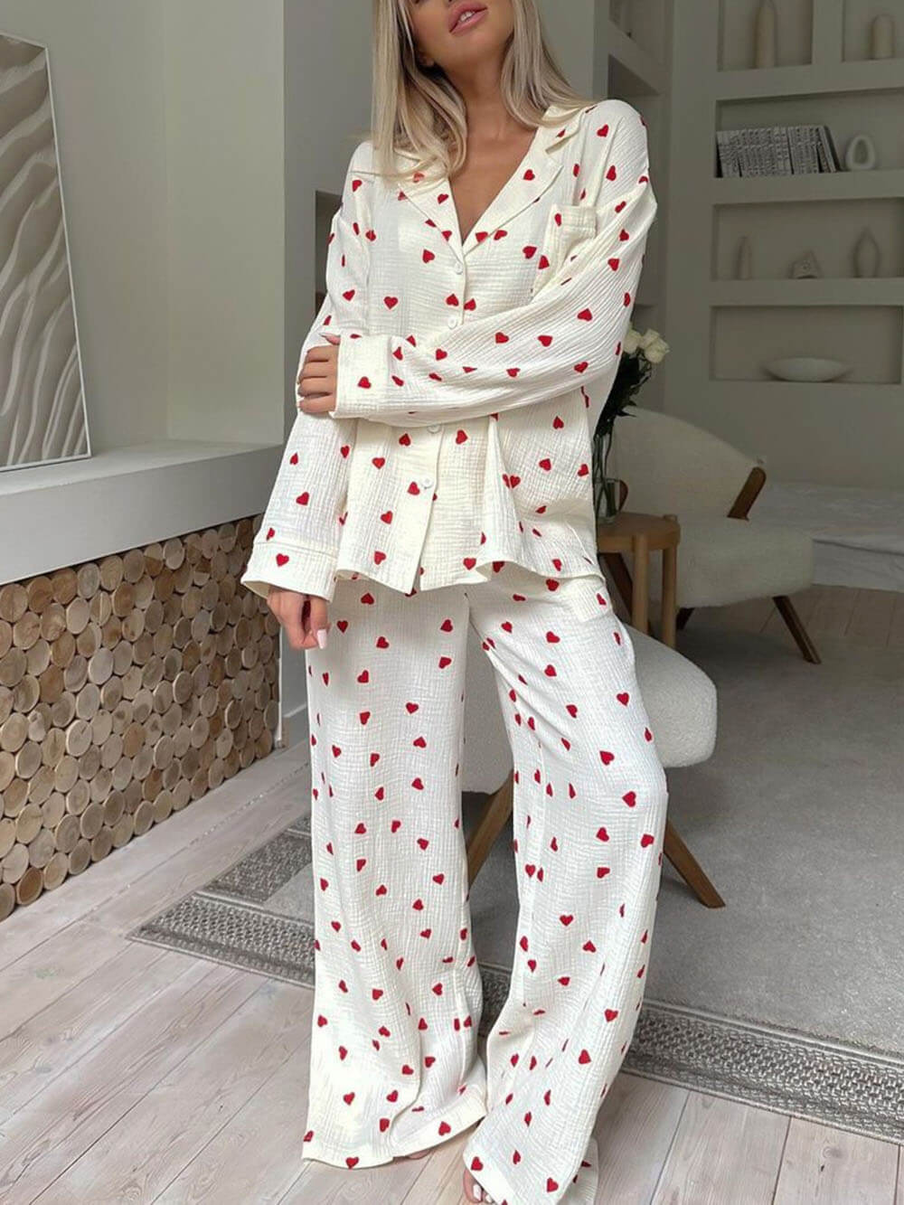 Meryl - Women's Heart Print Pajama Set