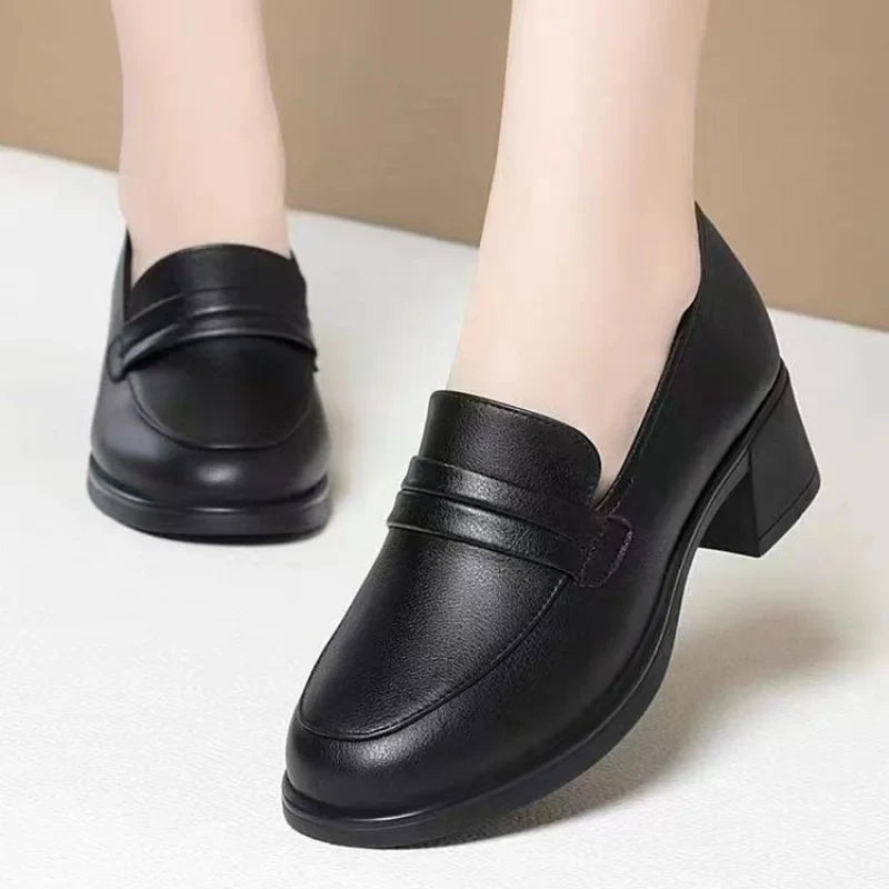 Nadine | Women's Heeled Mary Janes with Classic Design