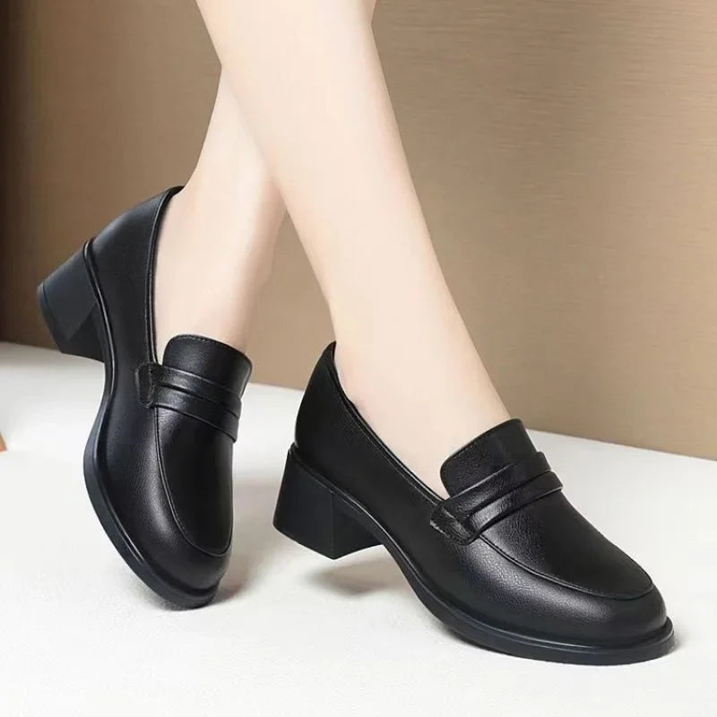 Nadine | Women's Heeled Mary Janes with Classic Design