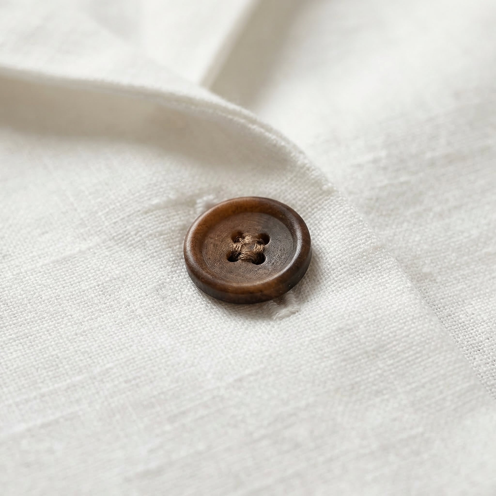 Nila | Women's Linen Blouse with Wooden Buttons
