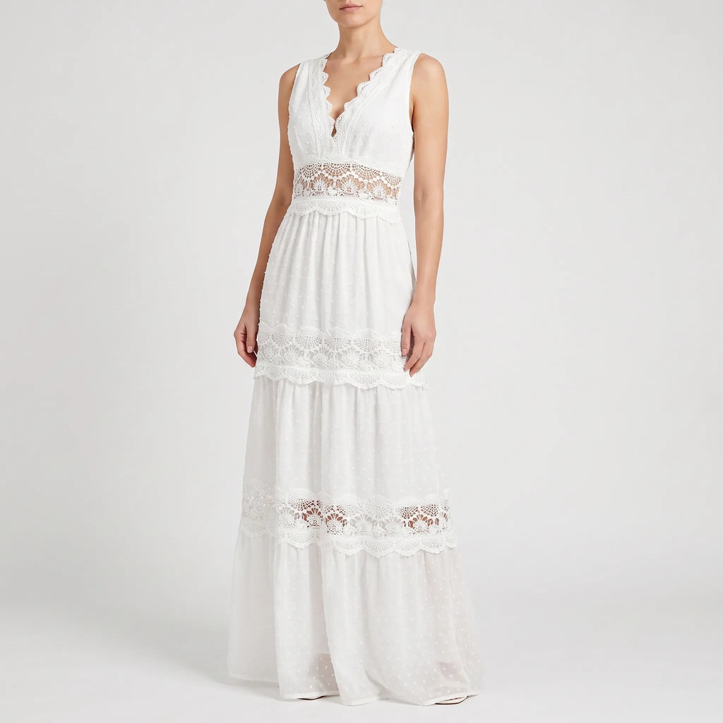 Nivenia - White Sleeveless Maxi Dress