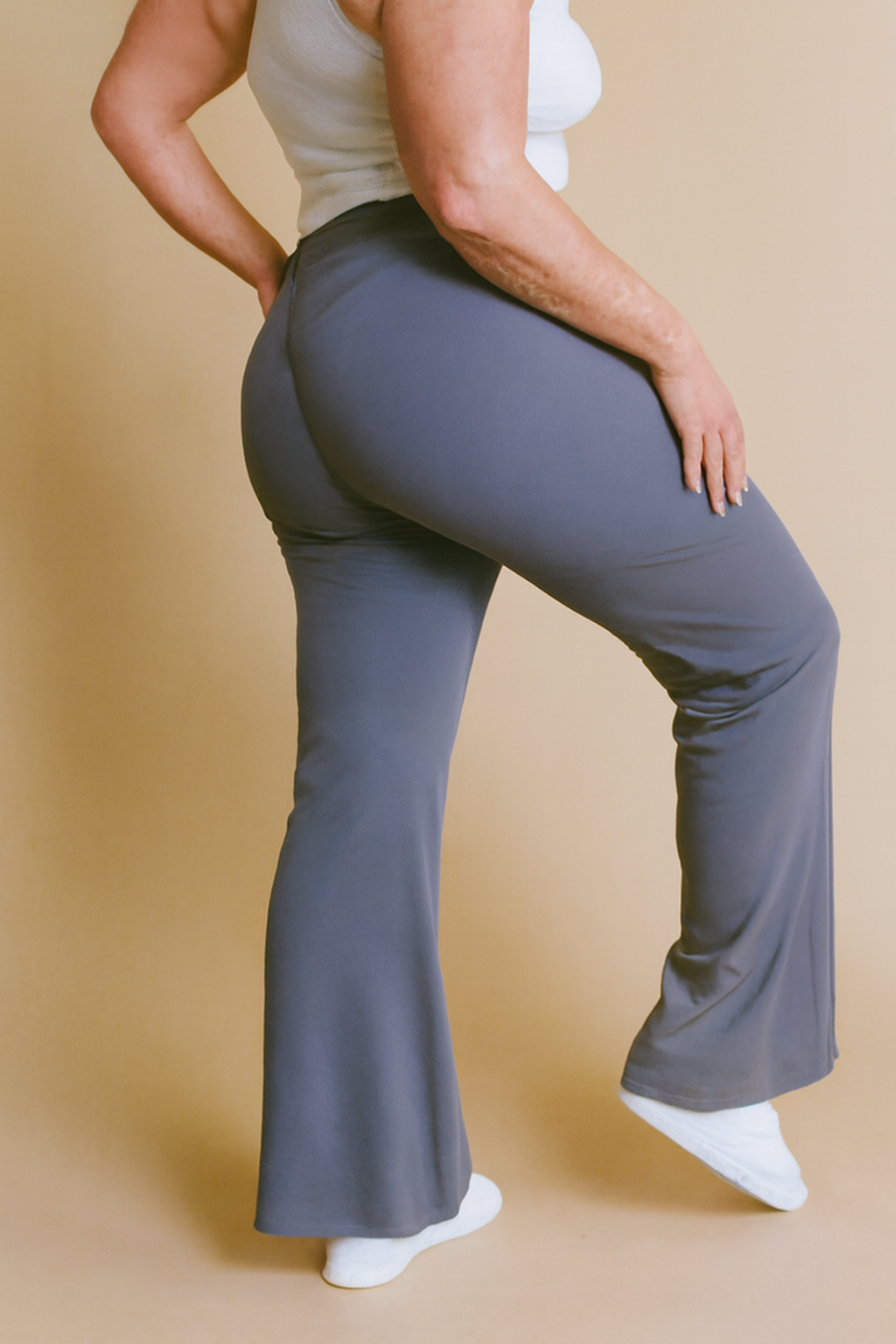 Seraphine - Women's Sleek Flare Sweatpants