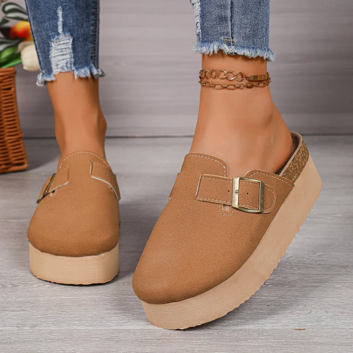 Sutton | Women's Cozy Platform Clogs with Buckle Detail