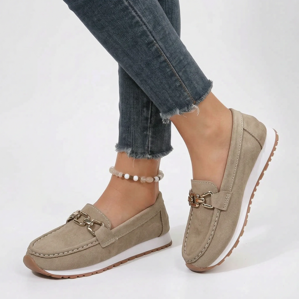 Vampera - Chain Detail Slip-On Loafer