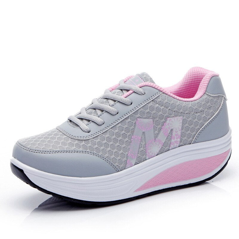 Zephyr - Women's Chic Platform Sneakers