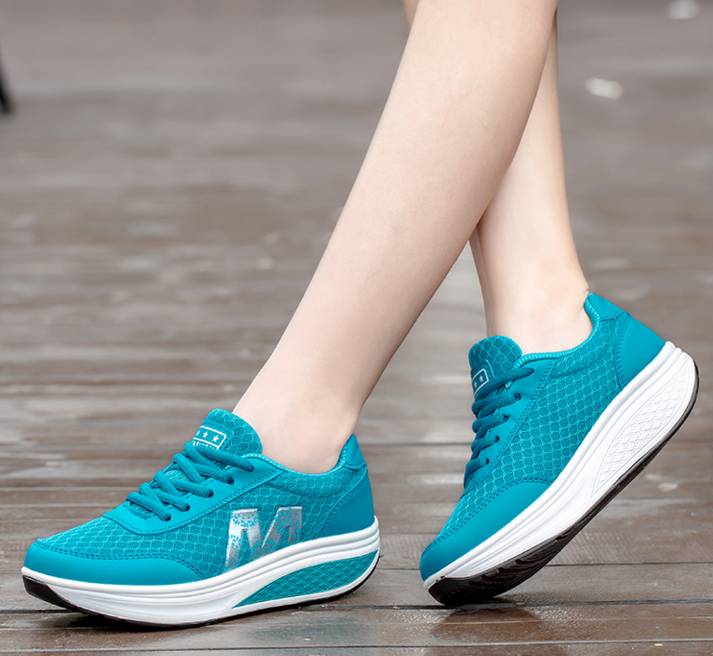 Zephyr - Women's Chic Platform Sneakers