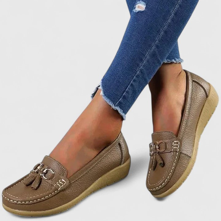 Zephyr | Women's Tassel Detail Loafers
